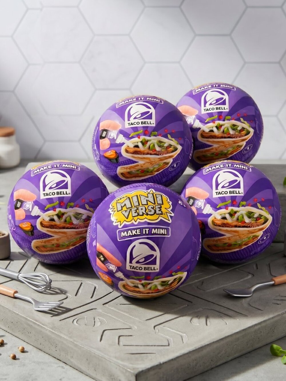MGA's Miniverse Make It Mini Food Taco Bell Bundle (5) Random Blind Balls